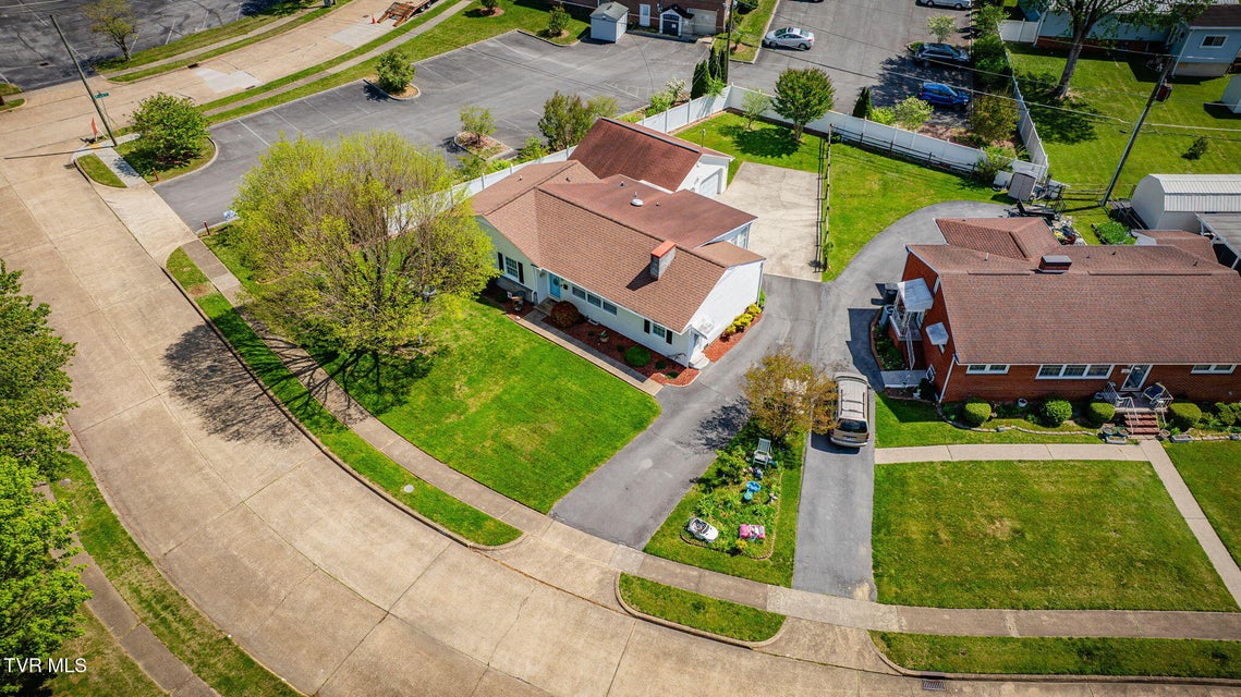 Photo #32: 1312 Post Street