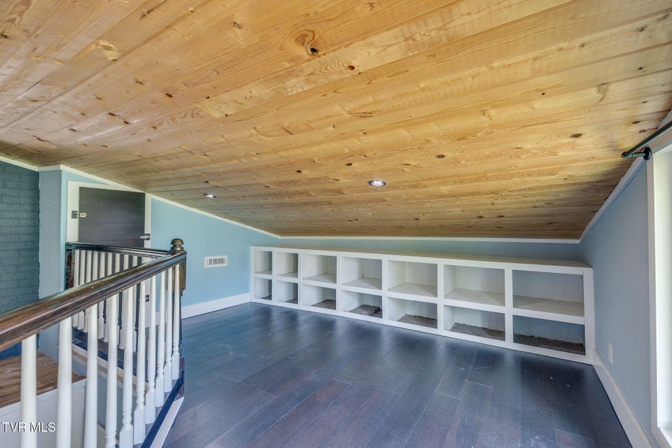 Photo #21: 956 TN-91 