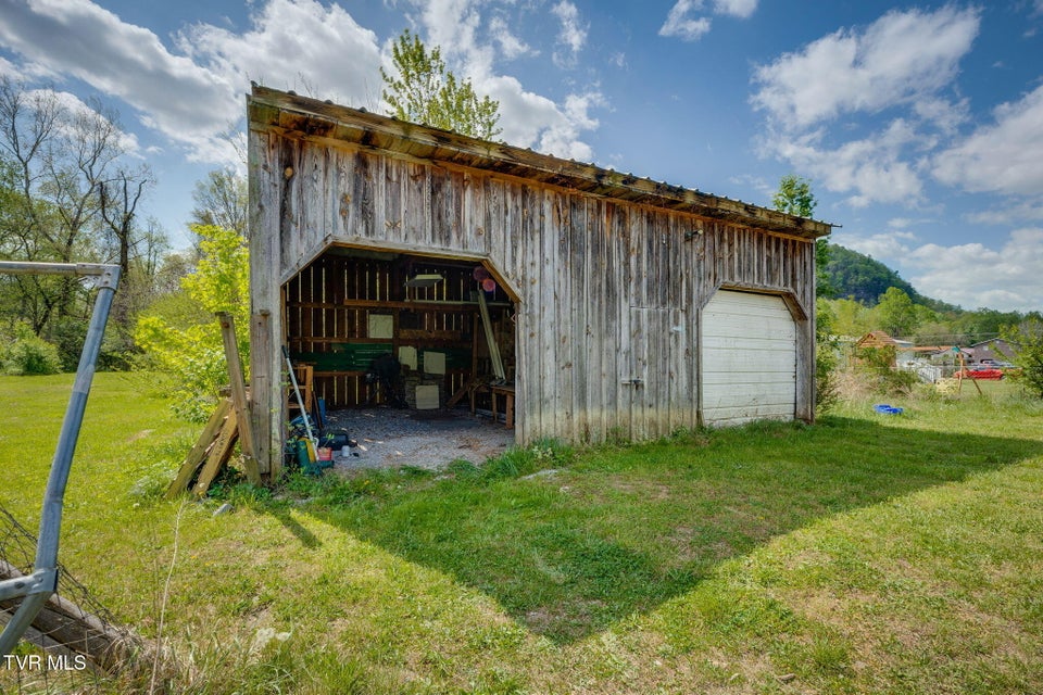 Photo #26: 956 TN-91 