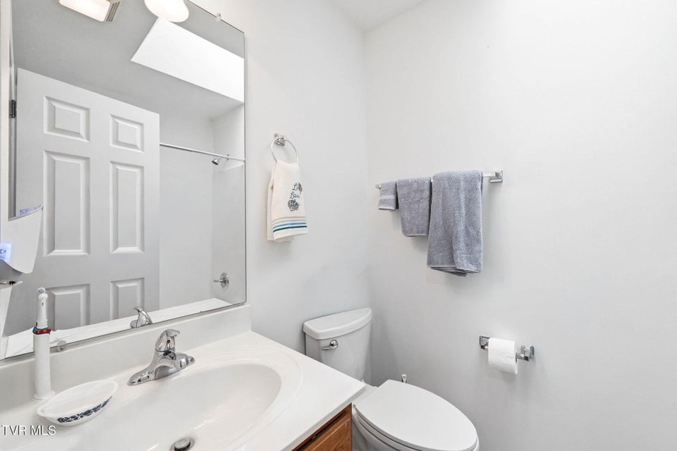 Photo #13: 675 Willowcrest Place