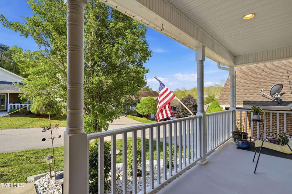 Photo #3: 675 Willowcrest Place