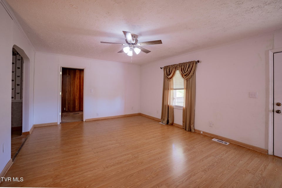 Photo #8: 2044 Siam Road