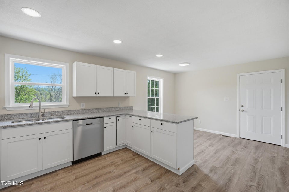 Photo #10: 79 Dorado Bottom Road