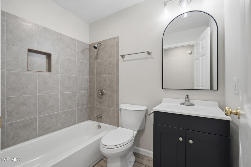 Photo #15: 79 Dorado Bottom Road