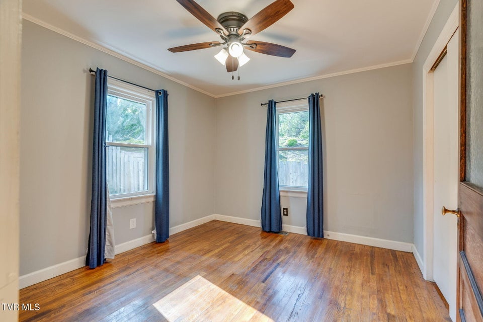 Photo #14: 105 1st Avenue