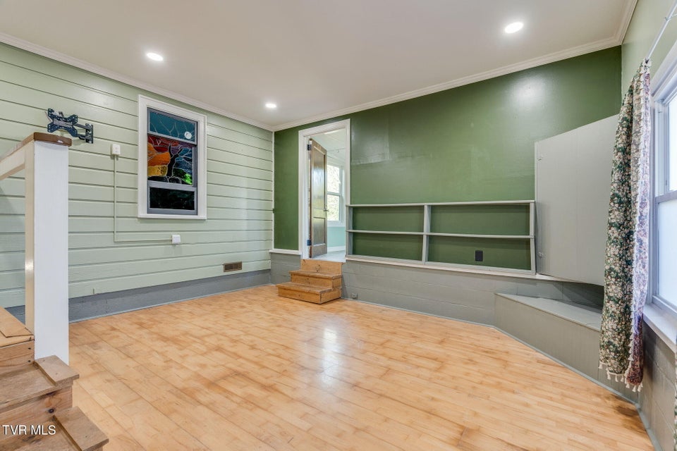 Photo #19: 105 1st Avenue