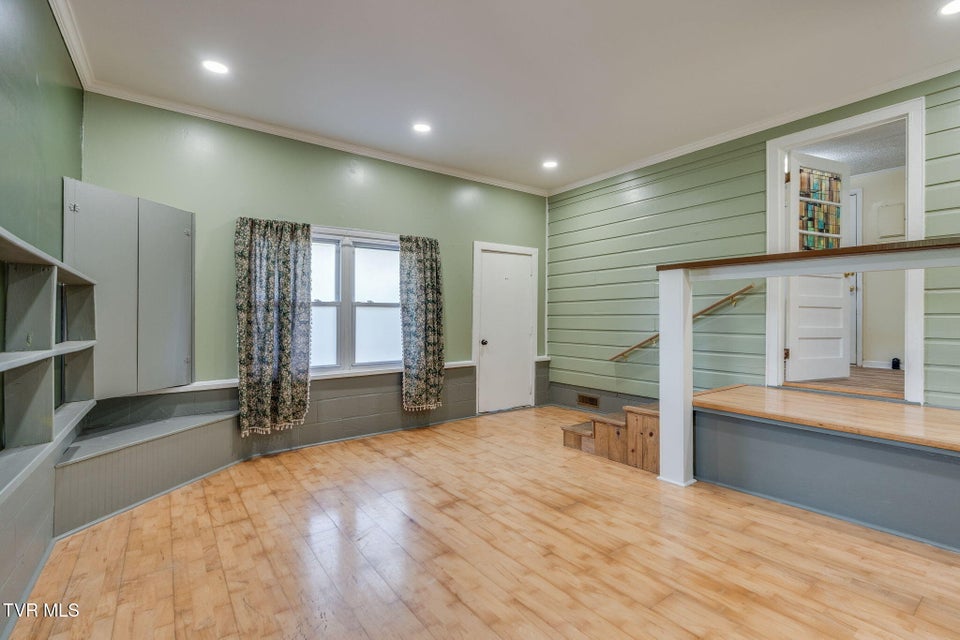 Photo #20: 105 1st Avenue