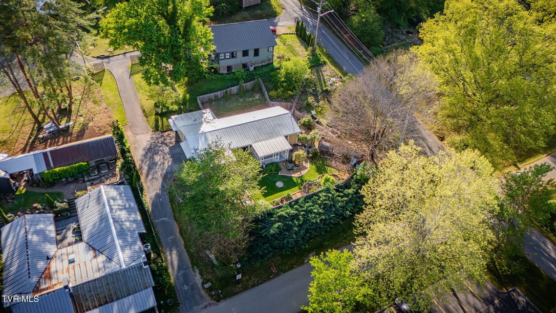 Photo #31: 105 1st Avenue