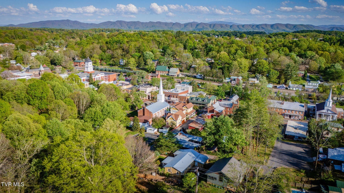 Photo #33: 105 1st Avenue