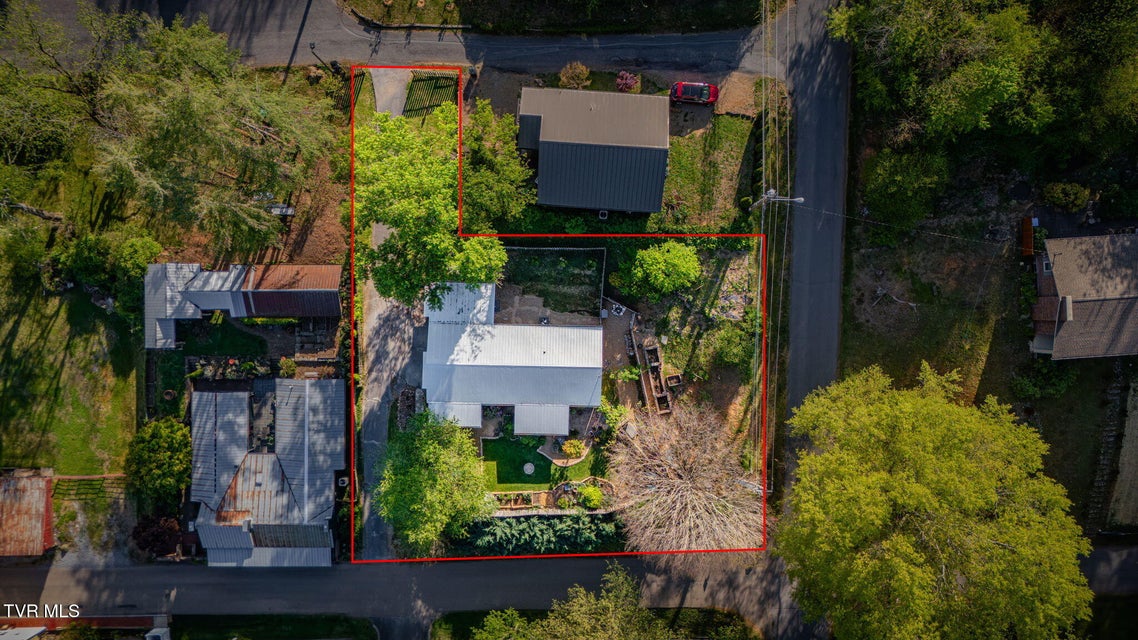 Photo #36: 105 1st Avenue