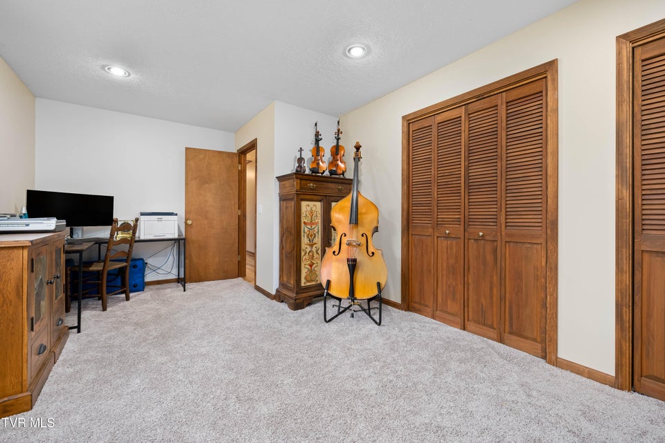 Photo #32: 244 Markland Hill Road