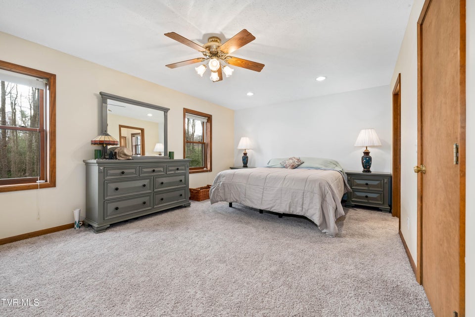 Photo #33: 244 Markland Hill Road