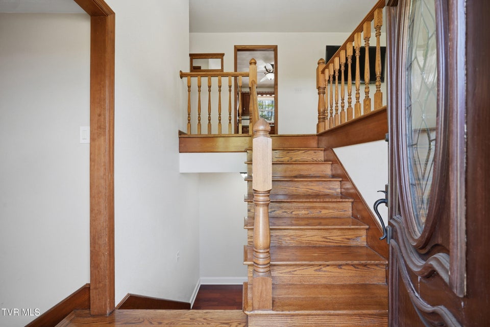 Photo #6: 64 Dye Drive