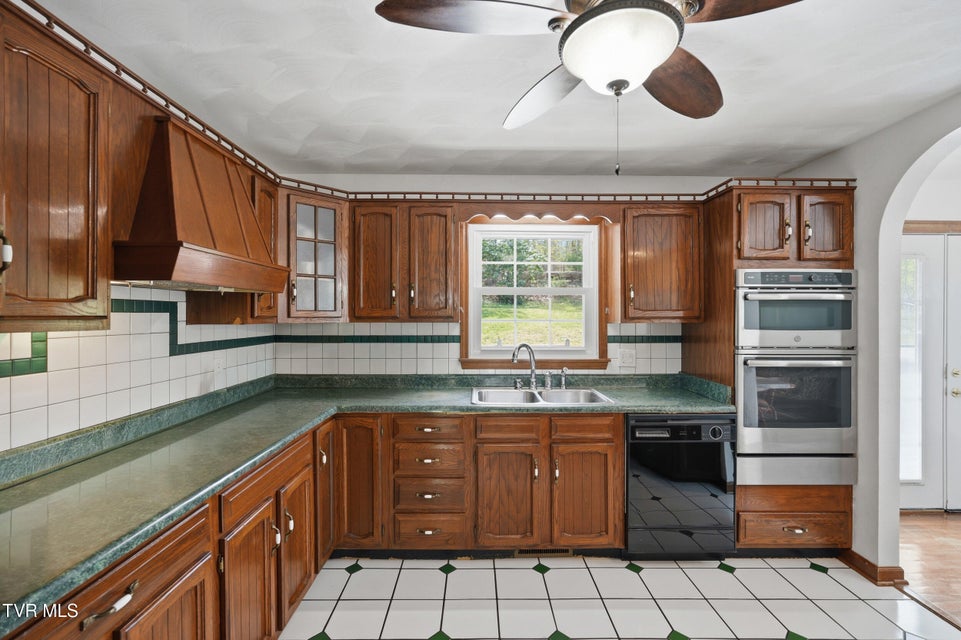 Photo #14: 64 Dye Drive