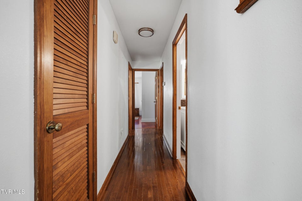 Photo #16: 64 Dye Drive