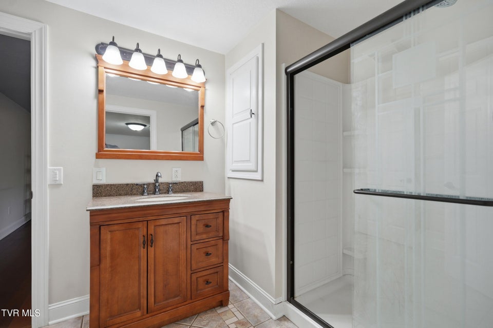 Photo #35: 64 Dye Drive