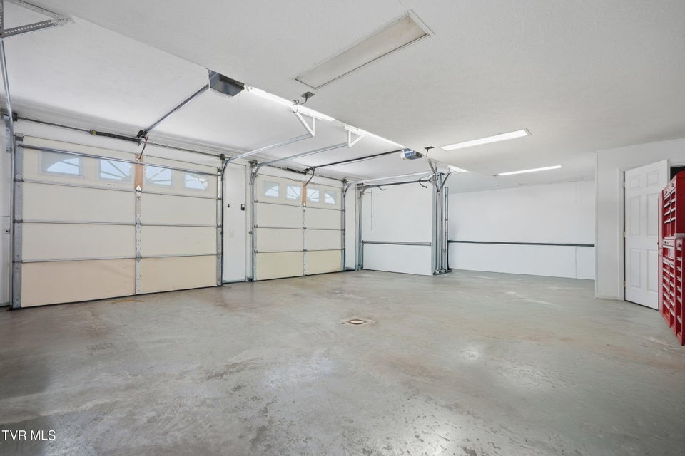 Photo #39: 64 Dye Drive