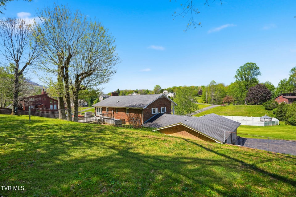 Photo #43: 64 Dye Drive