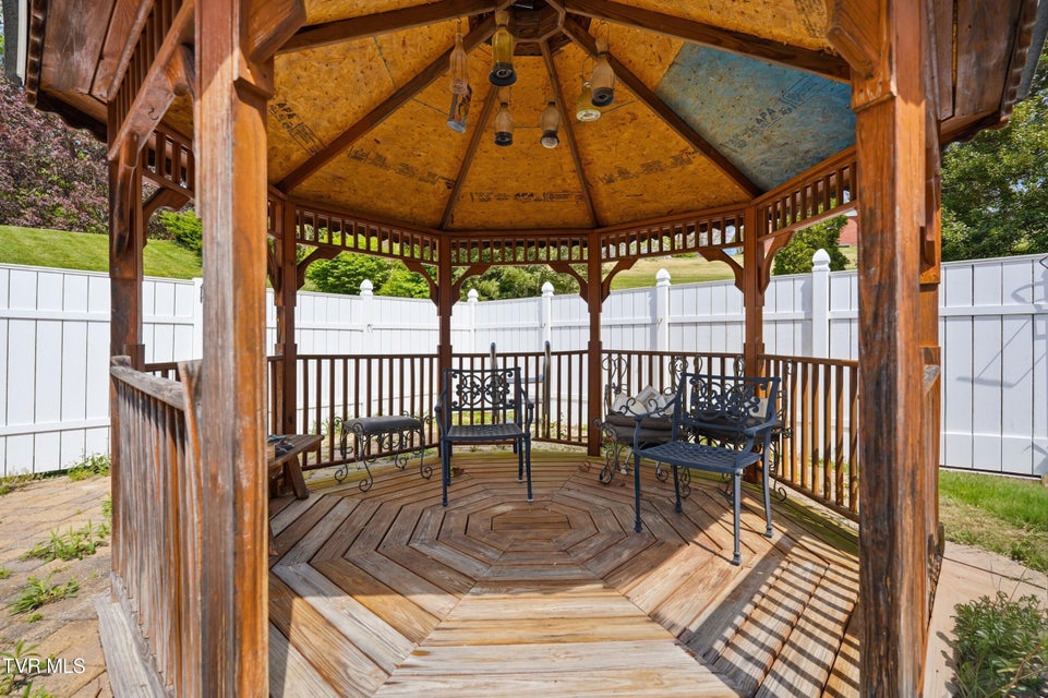 Photo #45: 64 Dye Drive