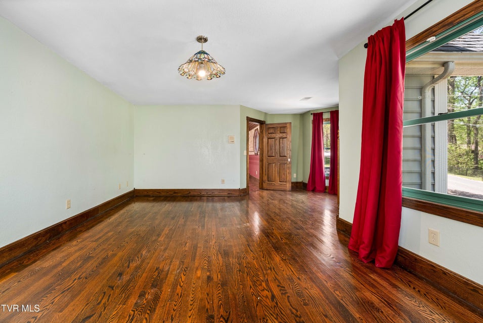 Photo #44: 101 Knobb Hill Road