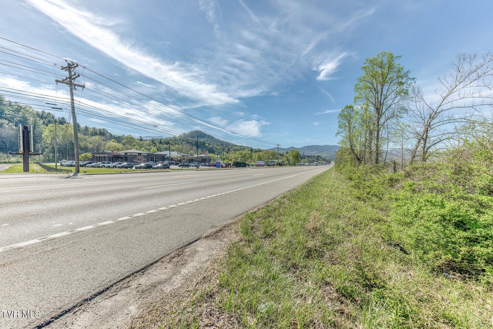 Photo #17: 00 Shady Street