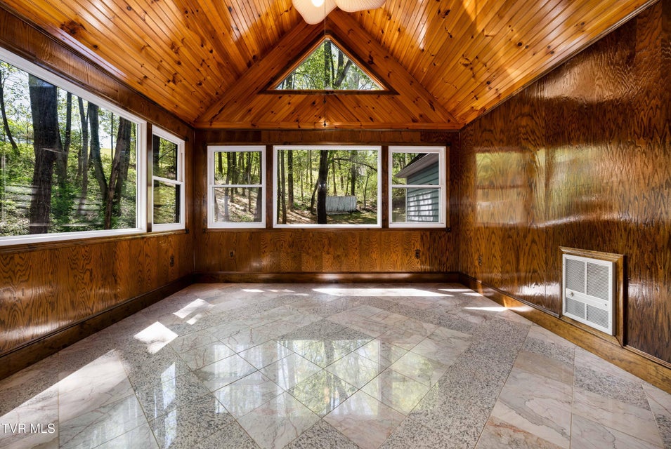 Photo #41: 101 Knobb Hill Road