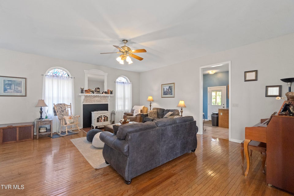 Photo #7: 1005 Jackson Hollow Road