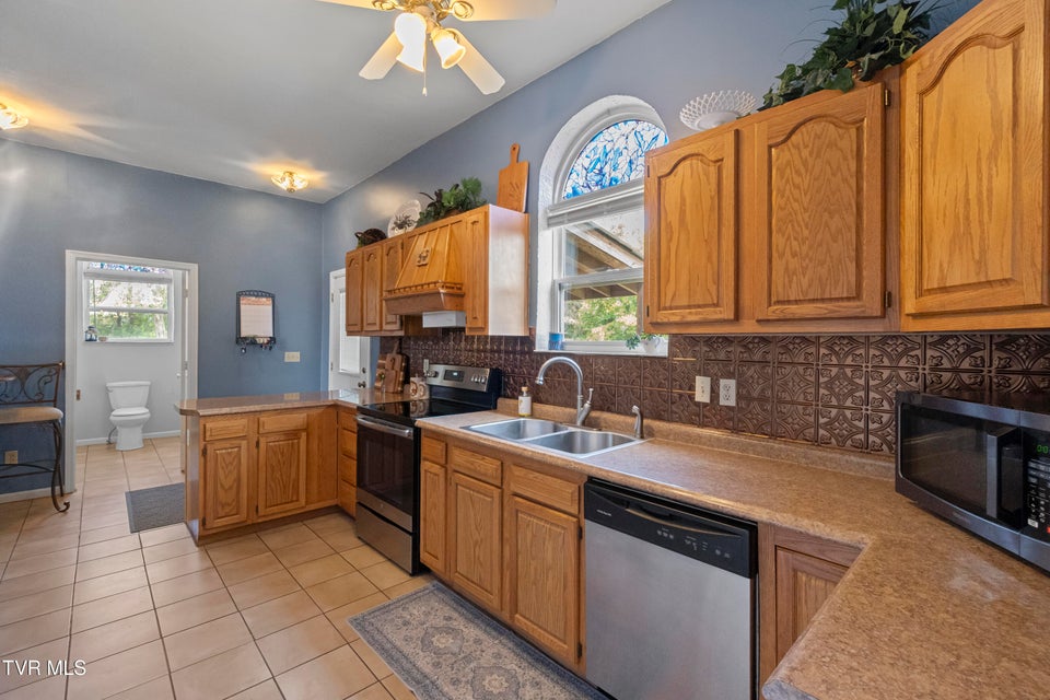 Photo #13: 1005 Jackson Hollow Road