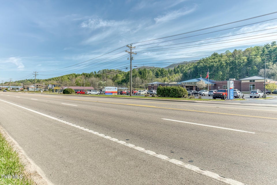 Photo #24: 00 Shady Street