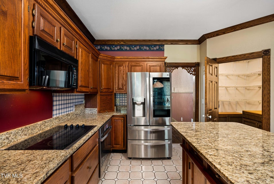 Photo #31: 101 Knobb Hill Road