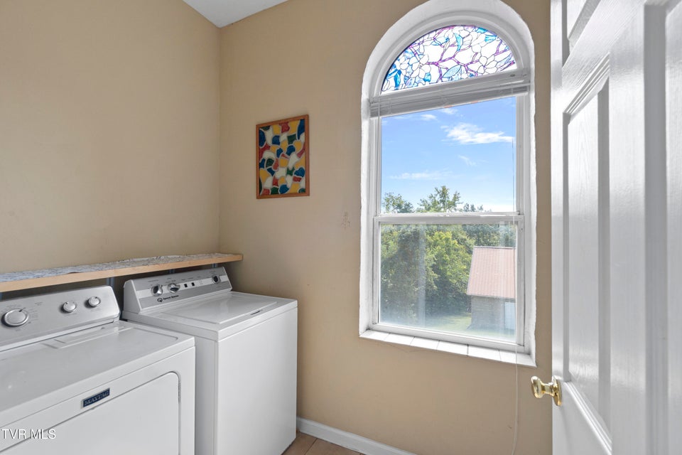 Photo #17: 1005 Jackson Hollow Road