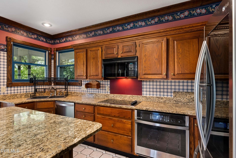 Photo #32: 101 Knobb Hill Road