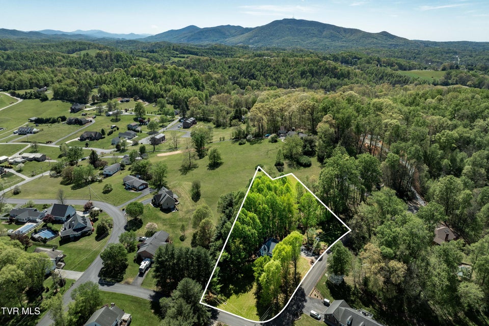 Photo #3: 101 Knobb Hill Road