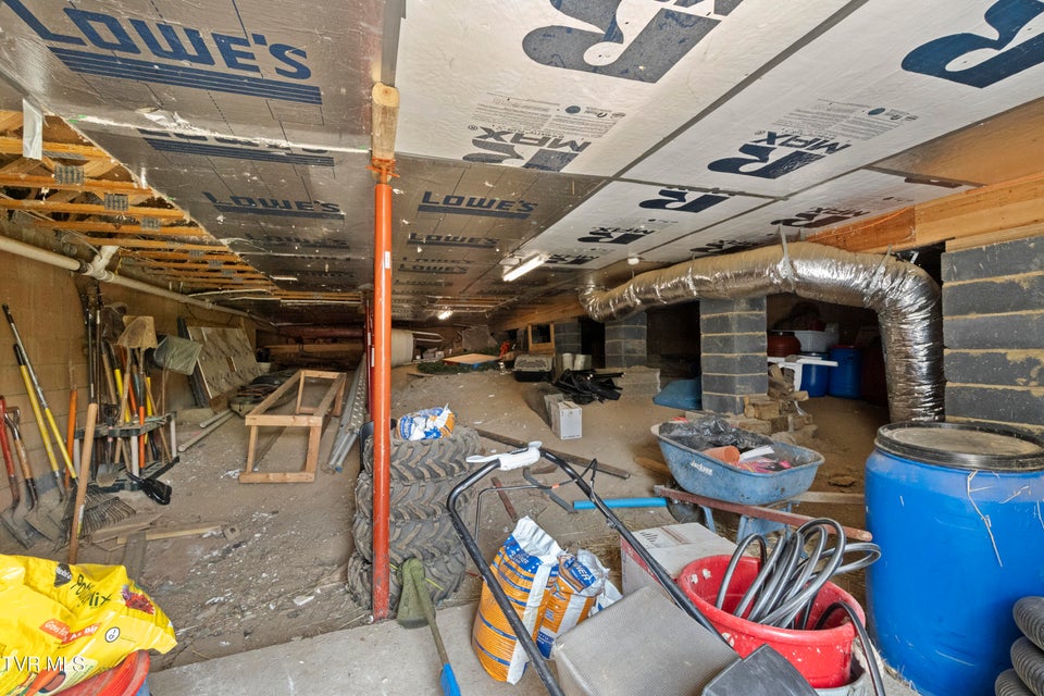 Photo #35: 1005 Jackson Hollow Road