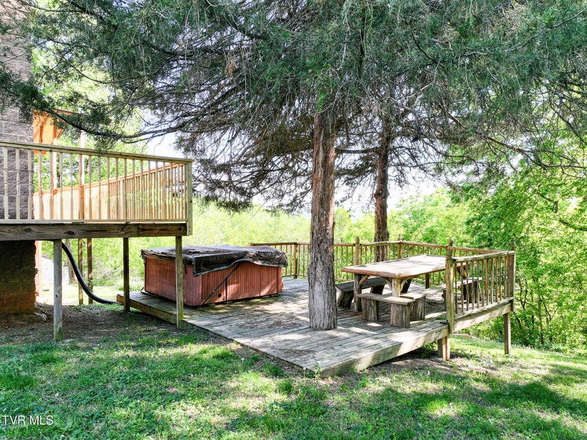 Photo #68: 1005 Jackson Hollow Road