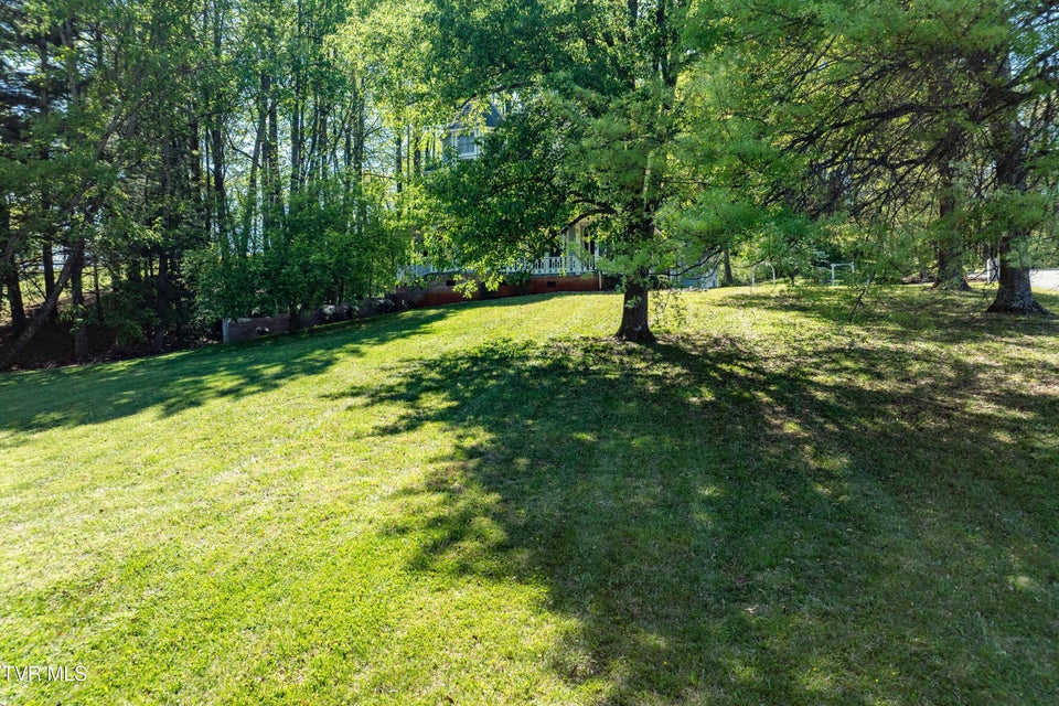 Photo #97: 101 Knobb Hill Road