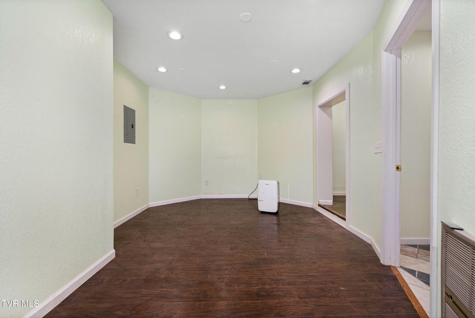 Photo #59: 101 Knobb Hill Road