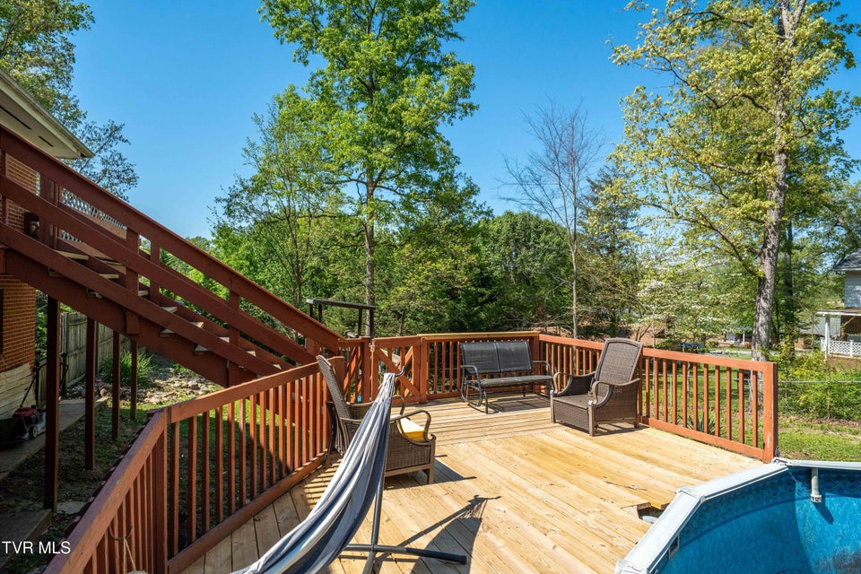 Photo #10: 1405 Brentwood Drive