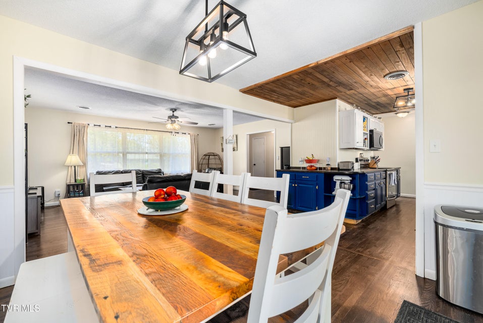 Photo #8: 1405 Brentwood Drive