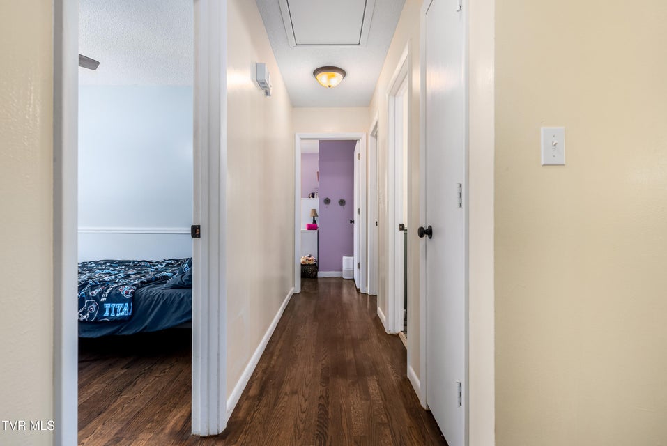 Photo #17: 1405 Brentwood Drive