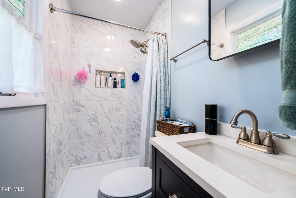 Photo #20: 1405 Brentwood Drive