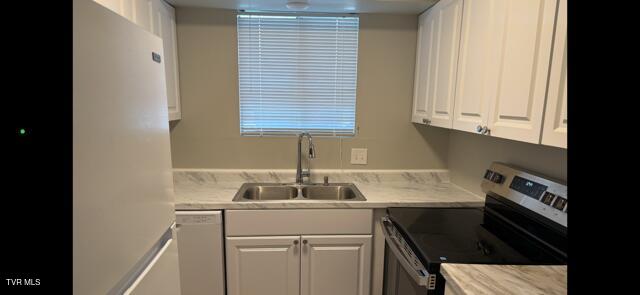 Photo #10: 1145 Carriage Circle