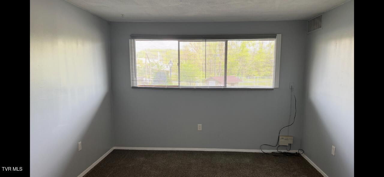 Photo #7: 1145 Carriage Circle