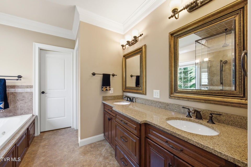 Photo #22: 2 Serenity Ridge Trail