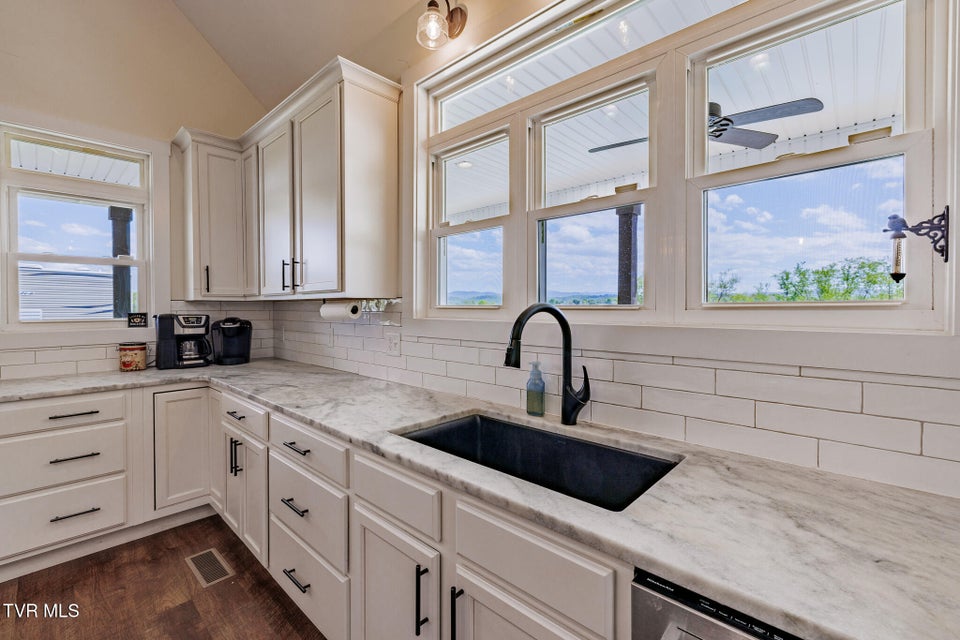 Photo #14: 186 Berry Ridge Road