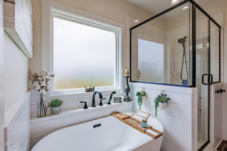 Photo #25: 186 Berry Ridge Road