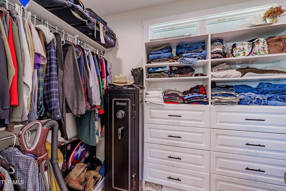 Photo #27: 186 Berry Ridge Road