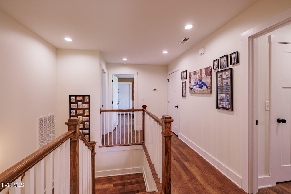 Photo #36: 186 Berry Ridge Road