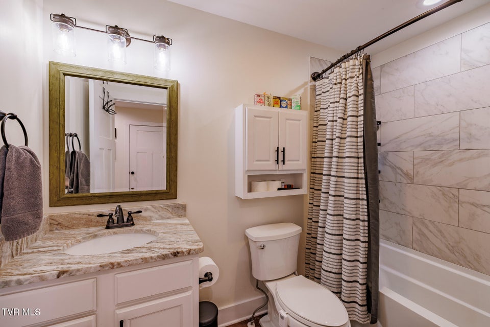 Photo #38: 186 Berry Ridge Road