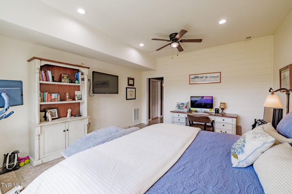 Photo #49: 186 Berry Ridge Road